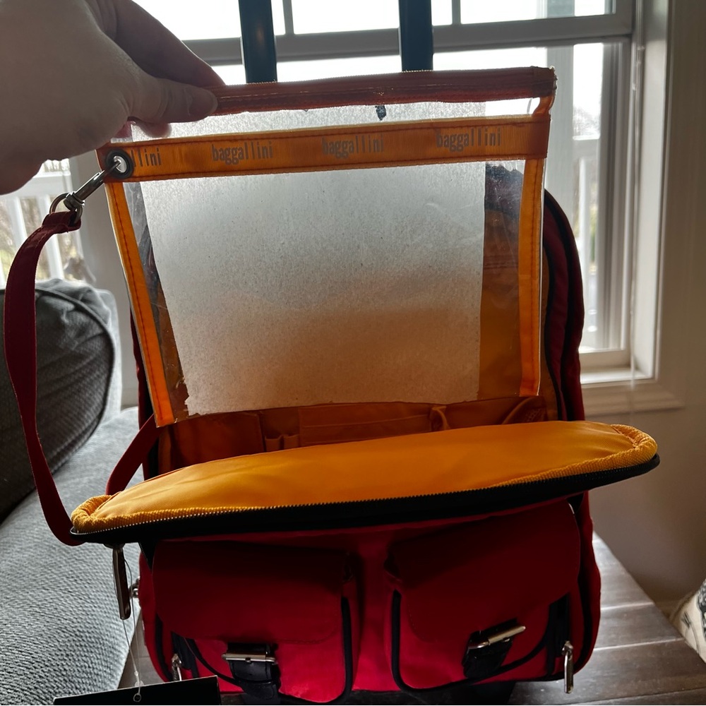 Baggallini NWT Daytripper Rolling Tote Carry-On Red Lightweight Nylon Suitcase - Picture 15 of 16